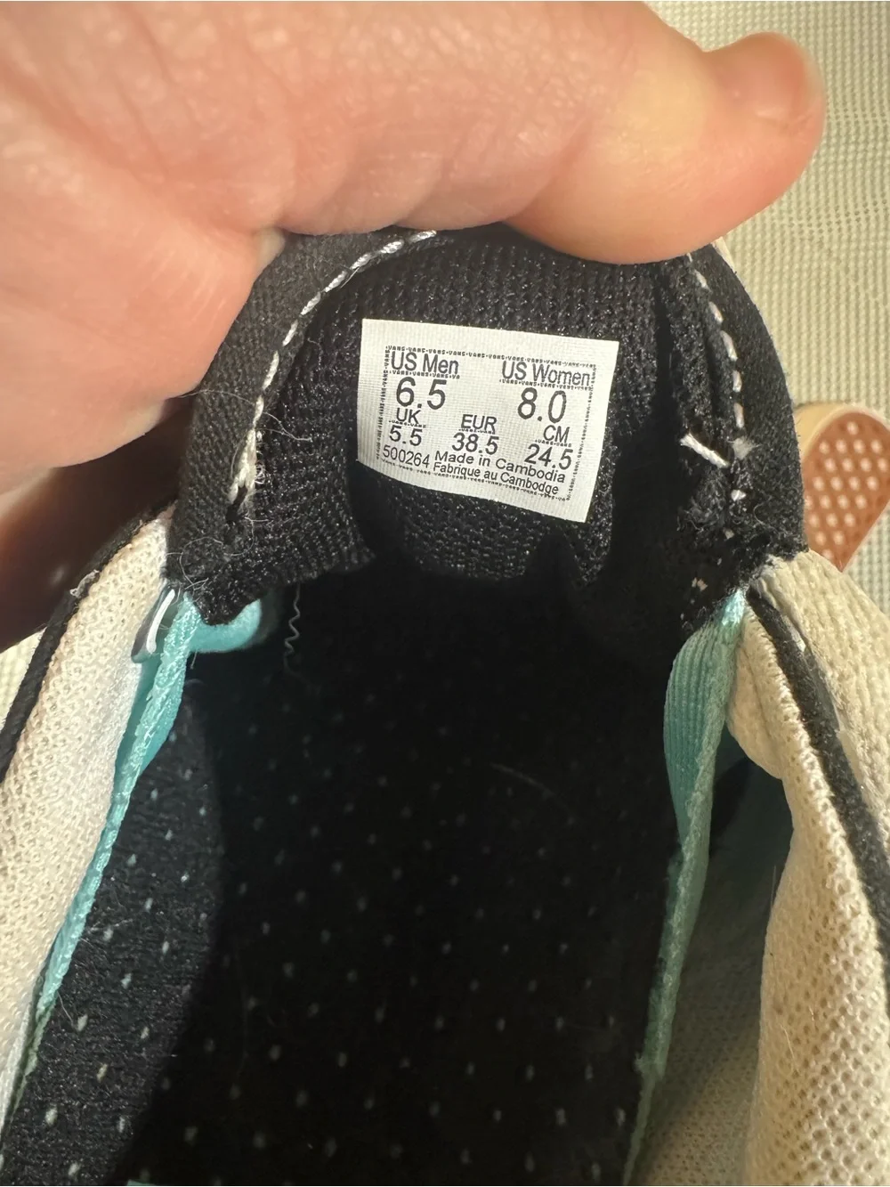 Vans Black Canvas Sneakers with White Laces Womens 8/mens 6.5